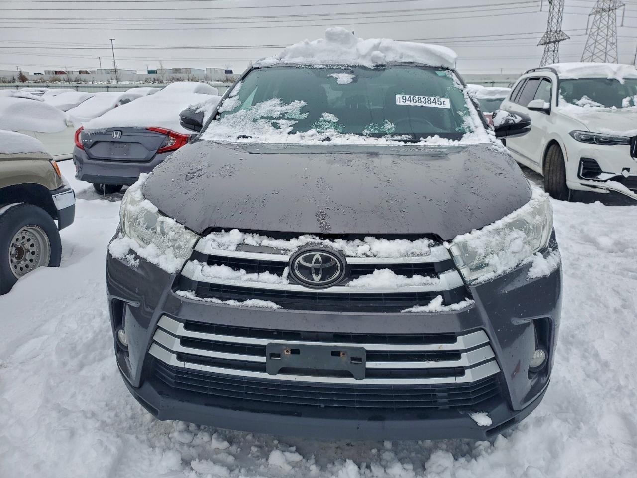 2017 TOYOTA HIGHLANDER