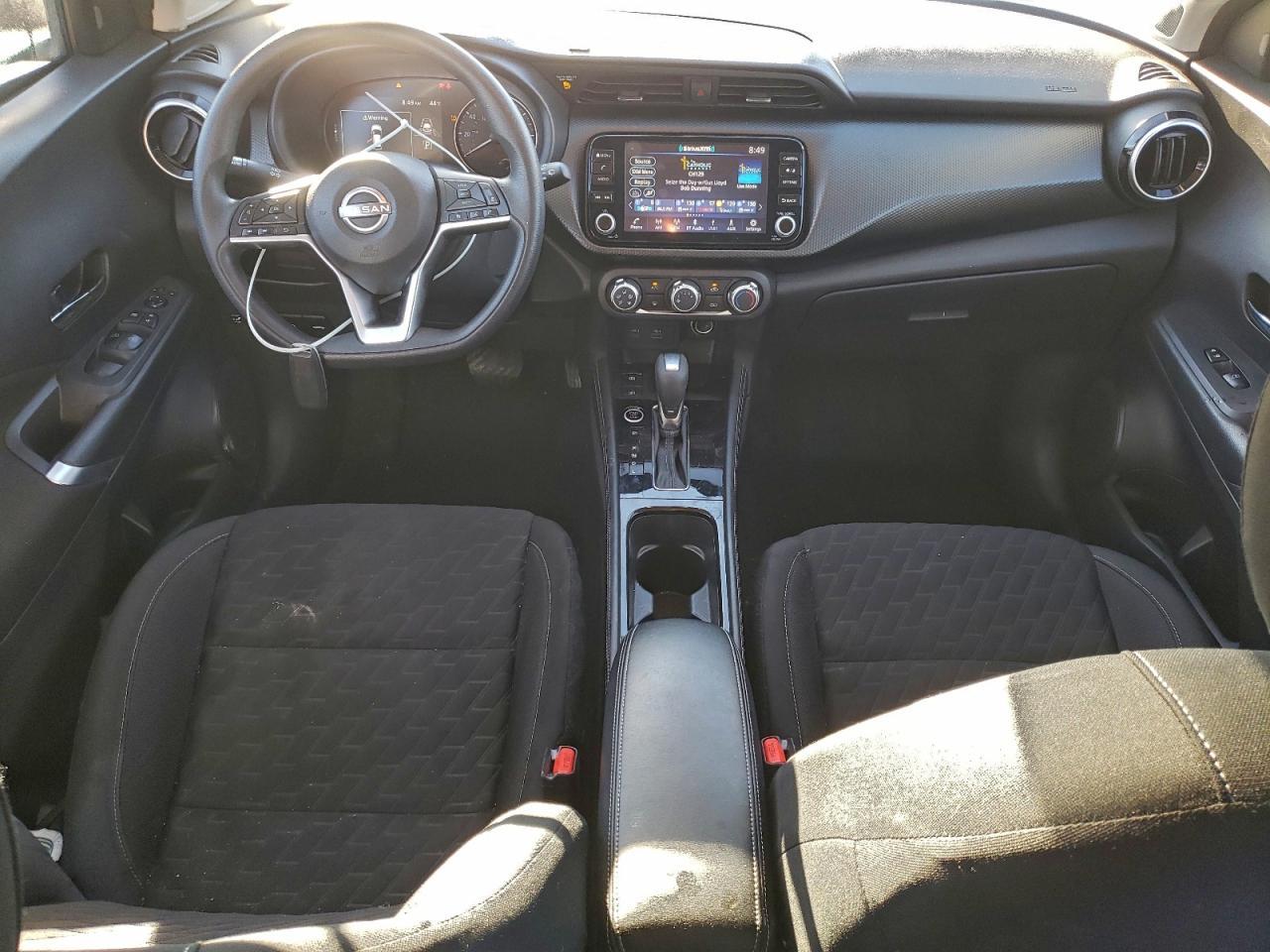 2023 NISSAN KICKS