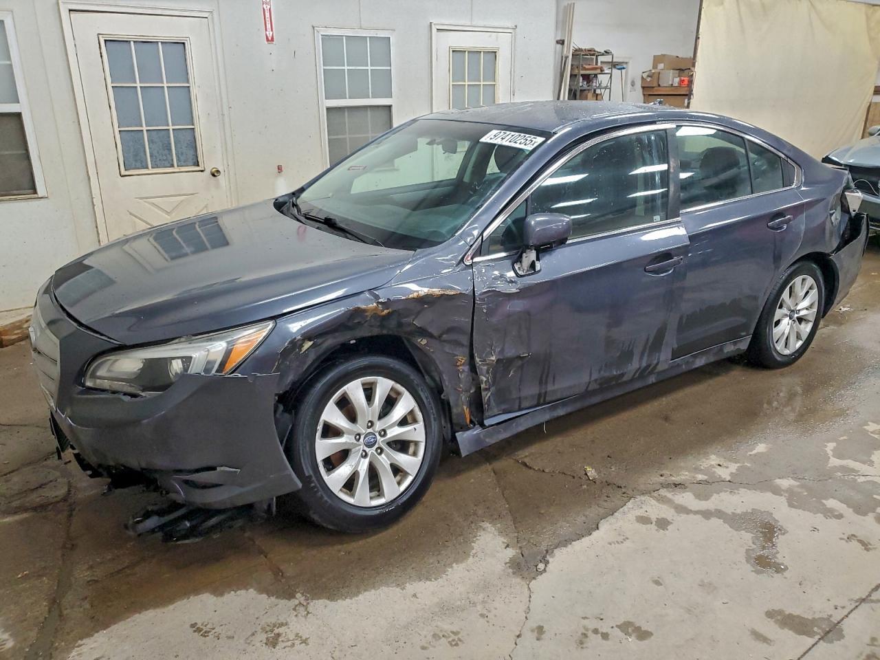 2017 SUBARU Legacy