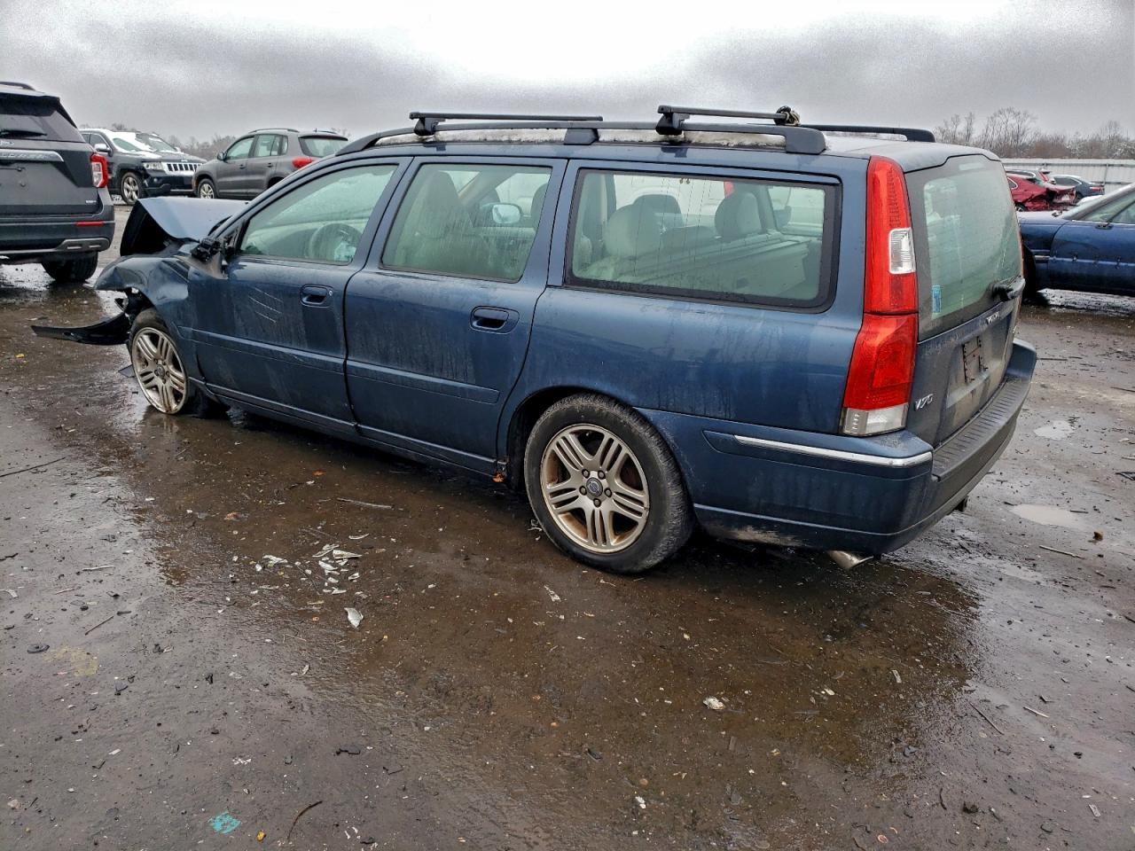 2007 VOLVO V70