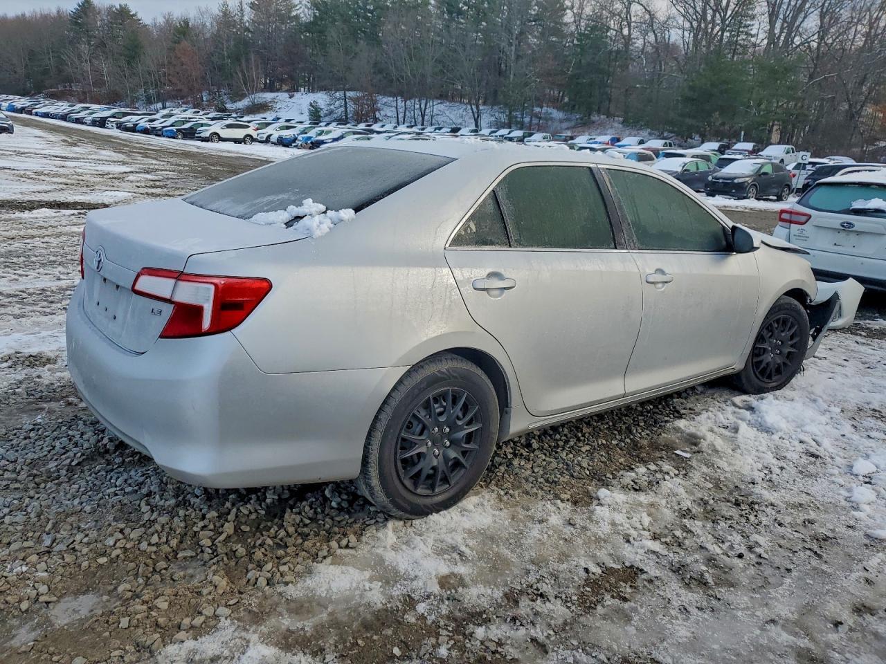 2013 TOYOTA CAMRY