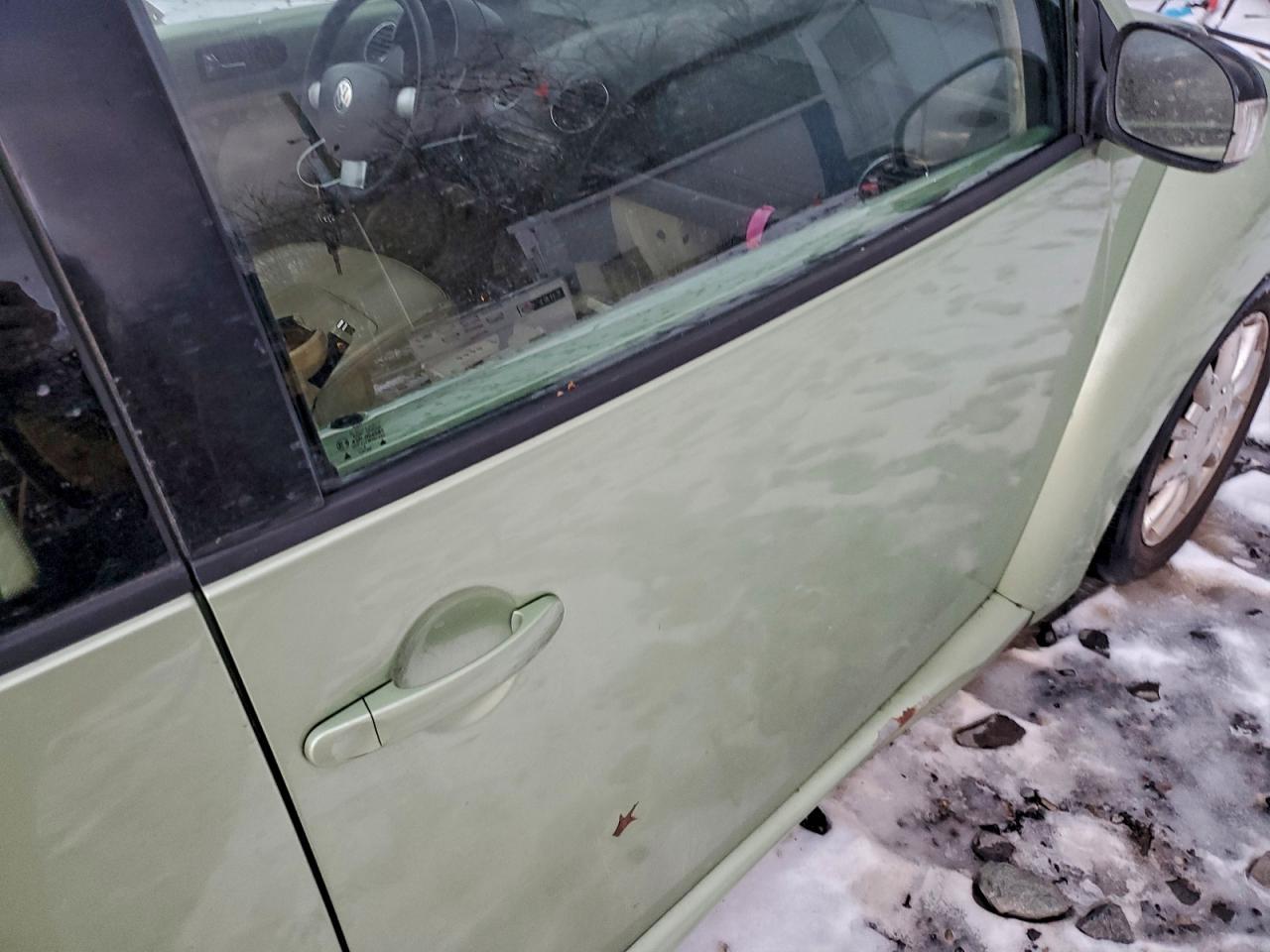 2006 VOLKSWAGEN Beetle
