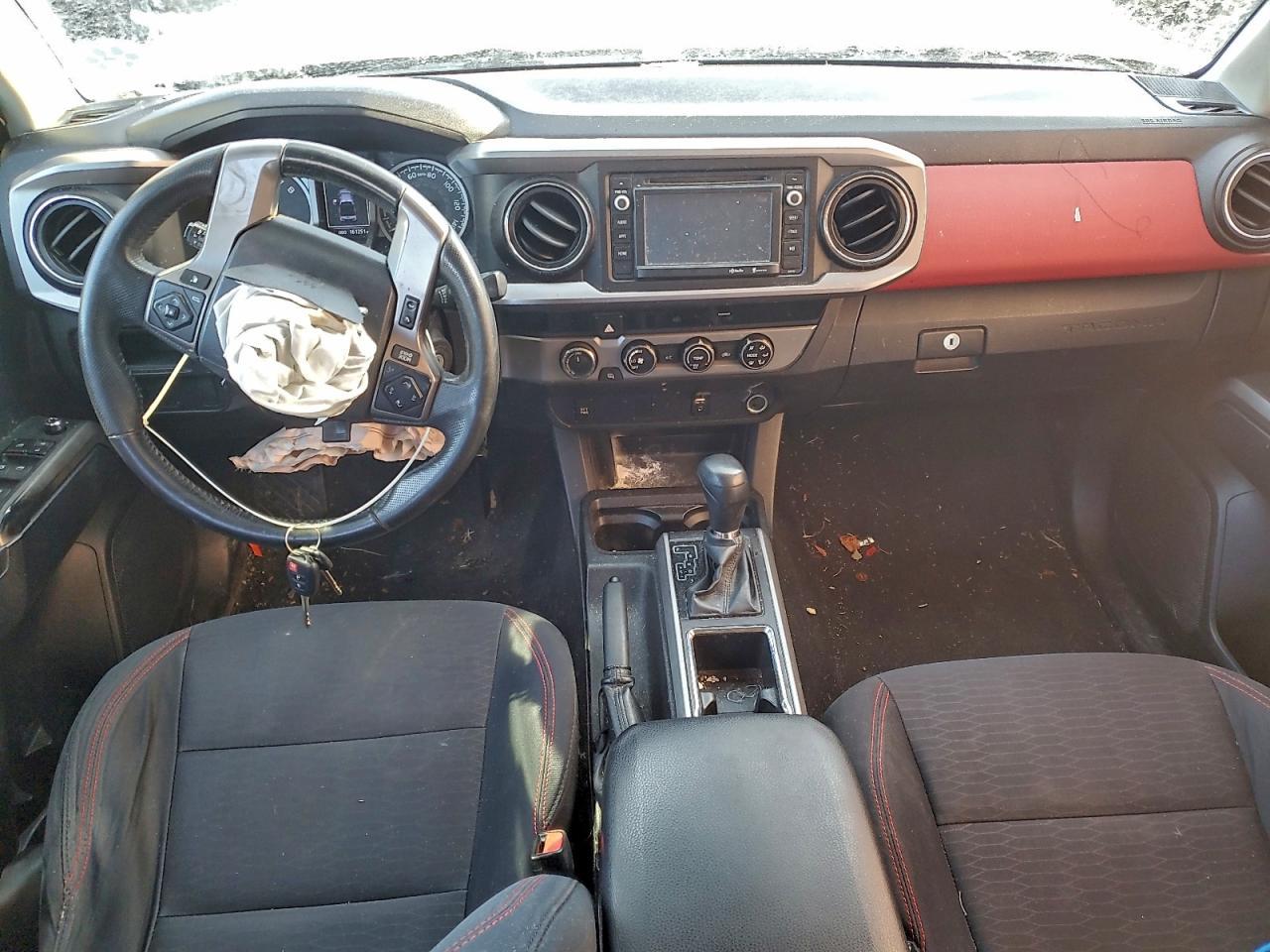 2016 TOYOTA TACOMA