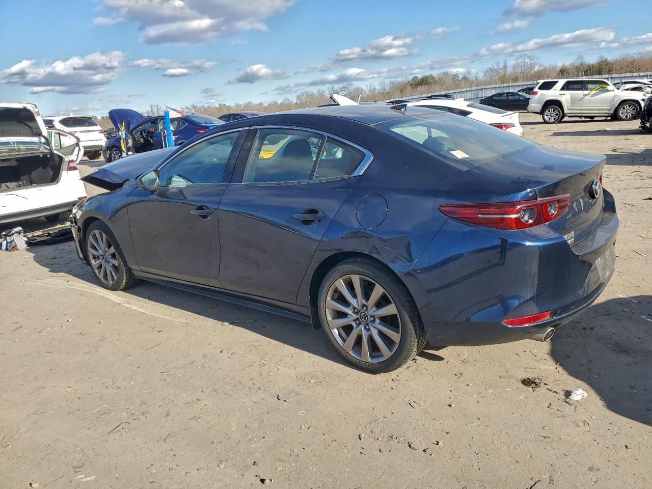 2019 MAZDA 3