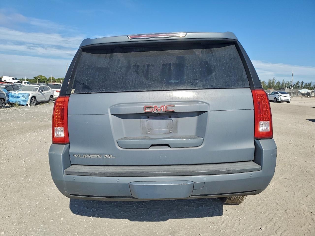 2016 GMC Yukon XL