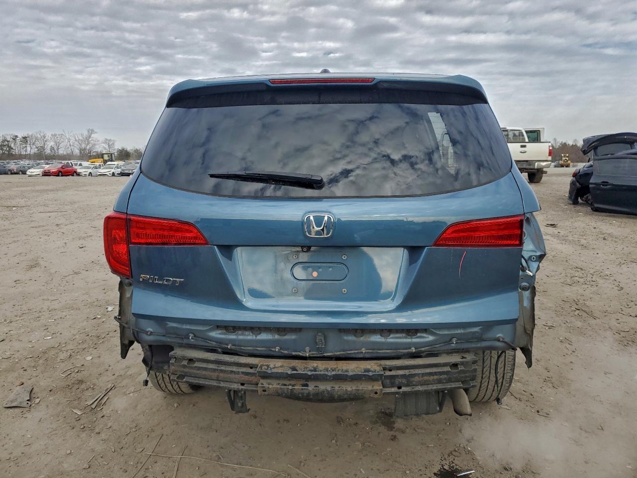 2017 HONDA PILOT