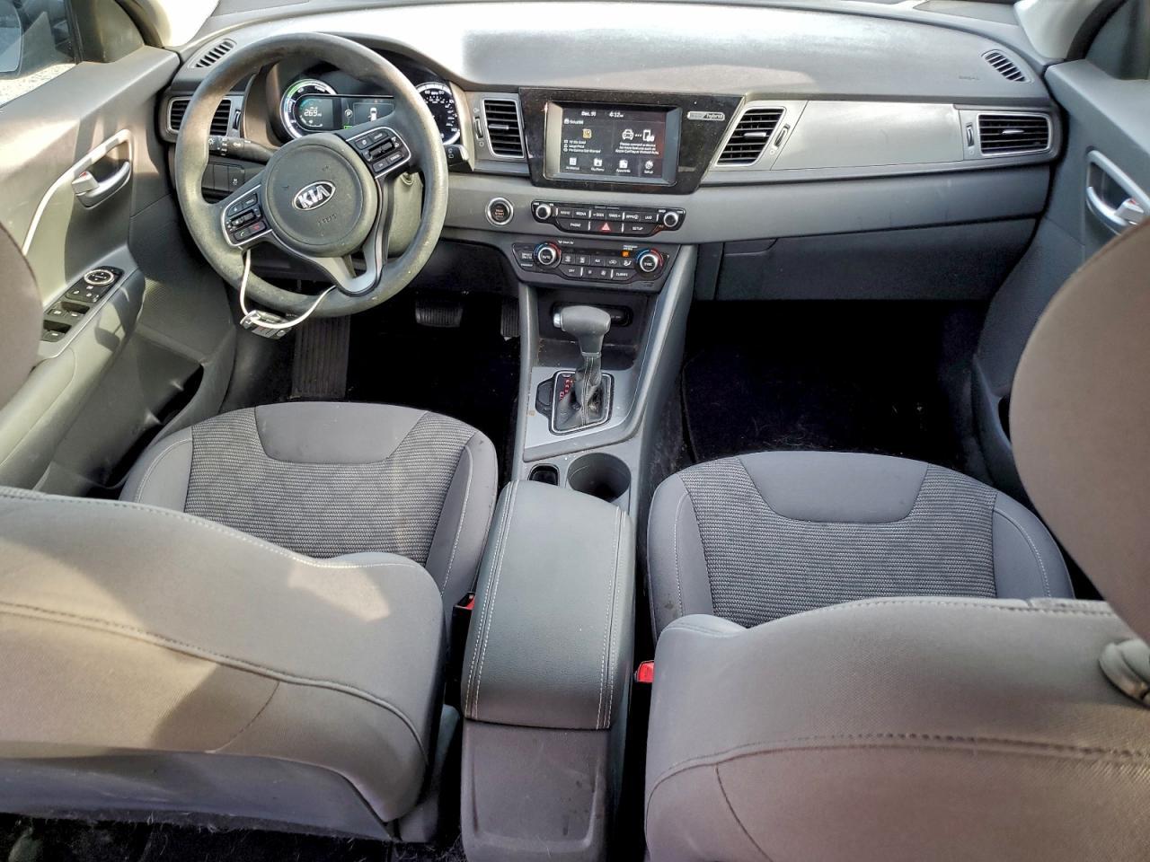 2017 KIA Niro
