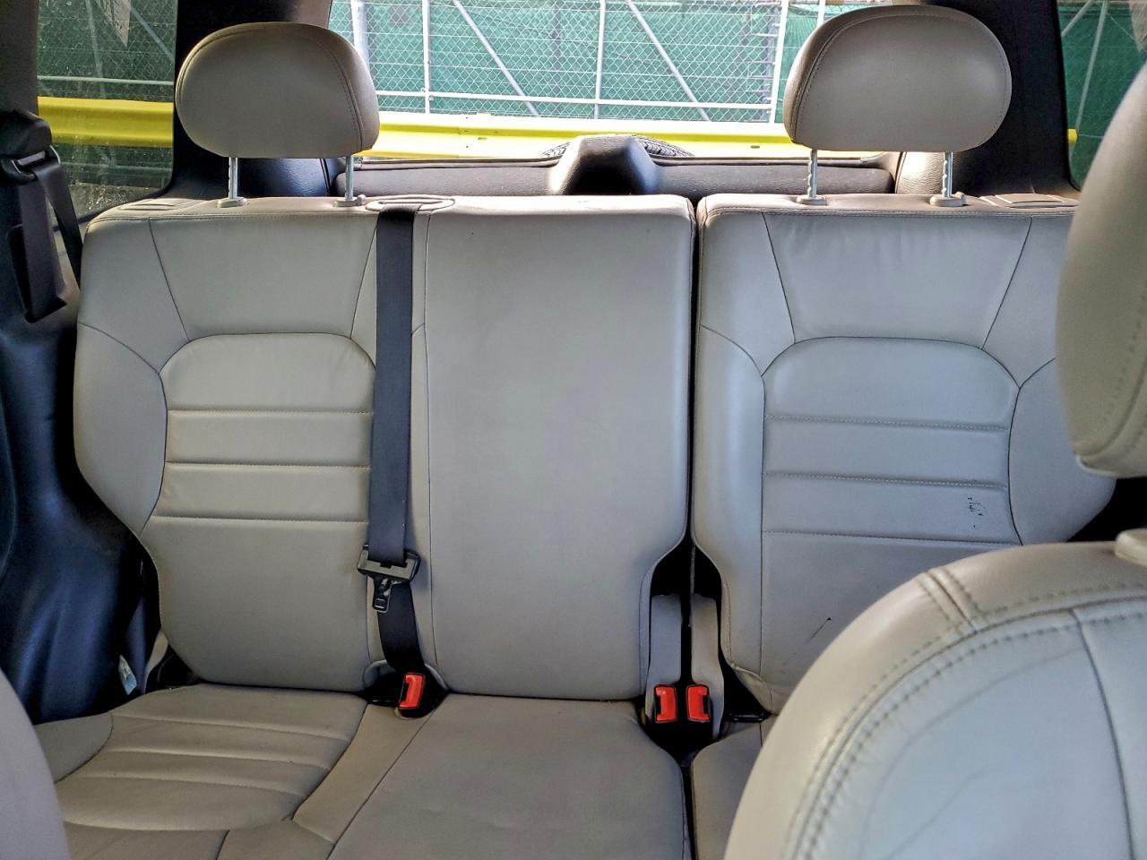 2003 JEEP Liberty