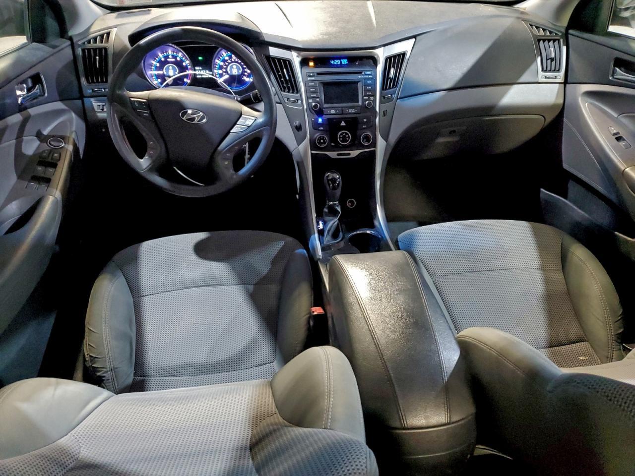 2014 HYUNDAI SONATA