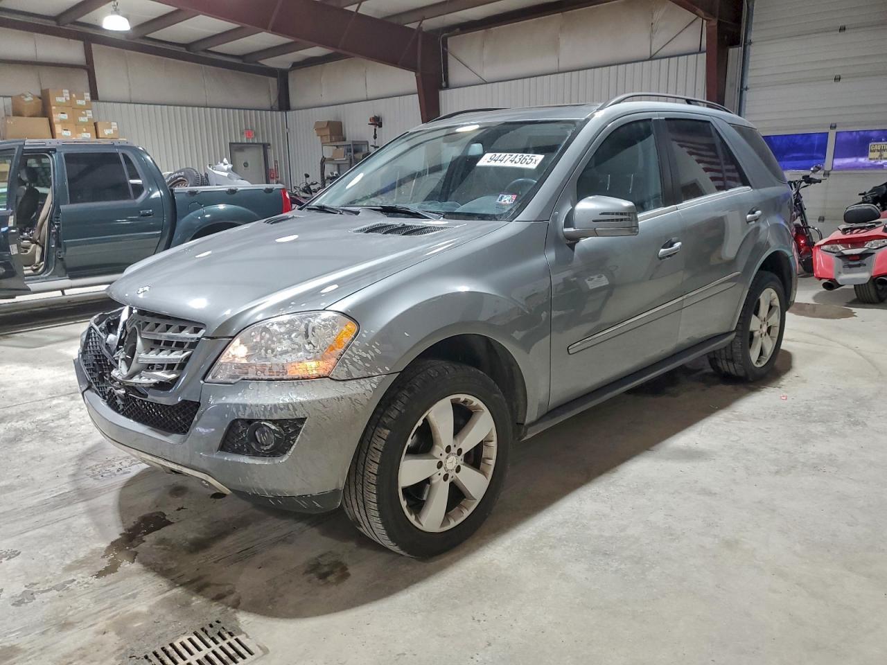 2011 MERCEDES-BENZ ML-Class