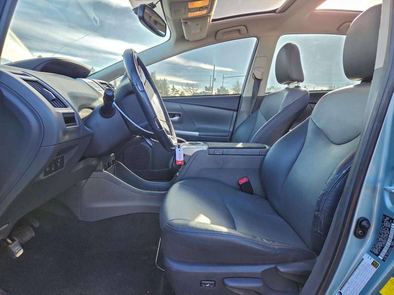 2013 TOYOTA PRIUS V