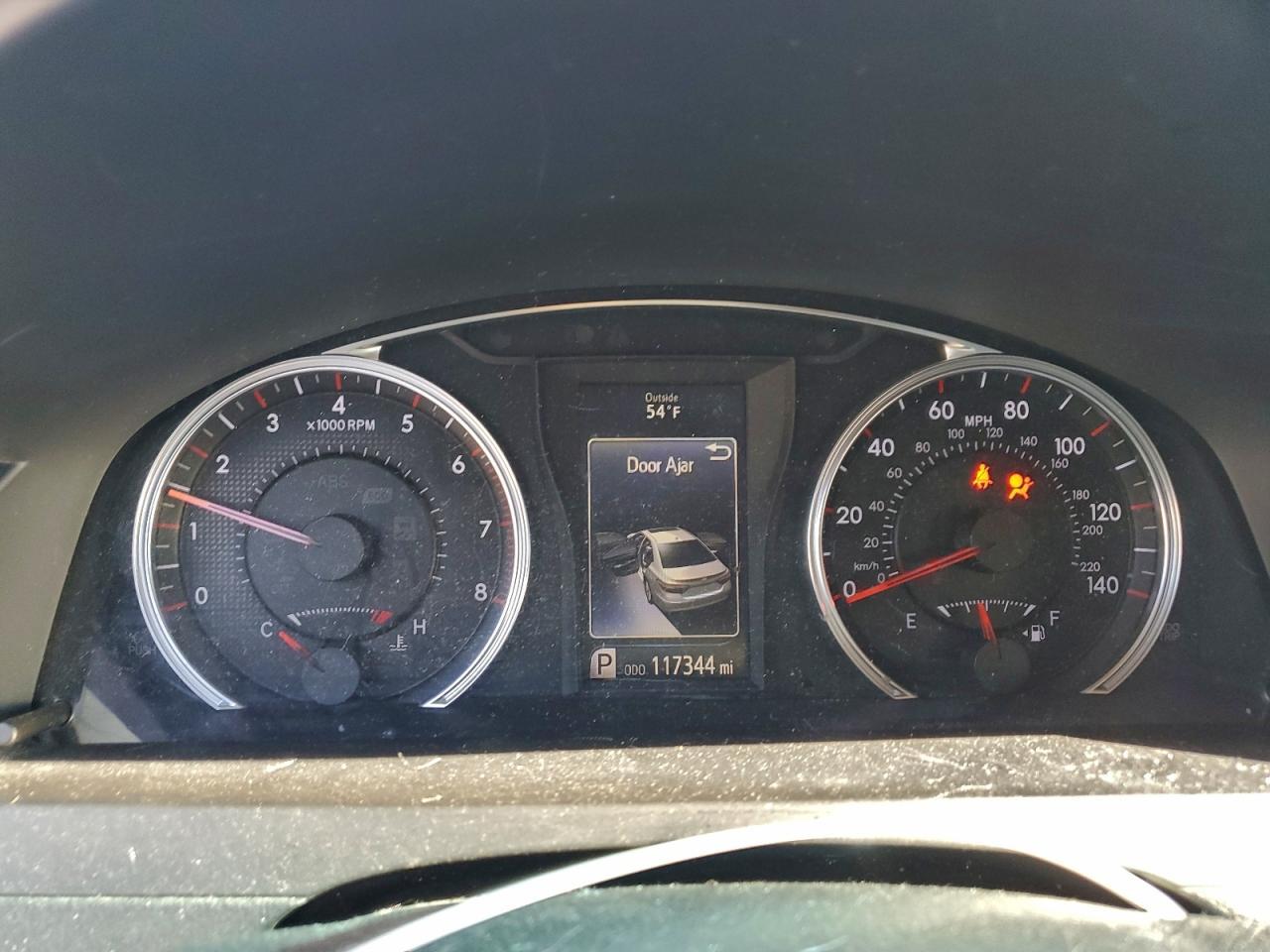 2016 TOYOTA CAMRY