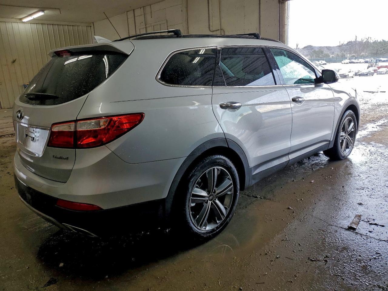 2016 HYUNDAI SANTA FE
