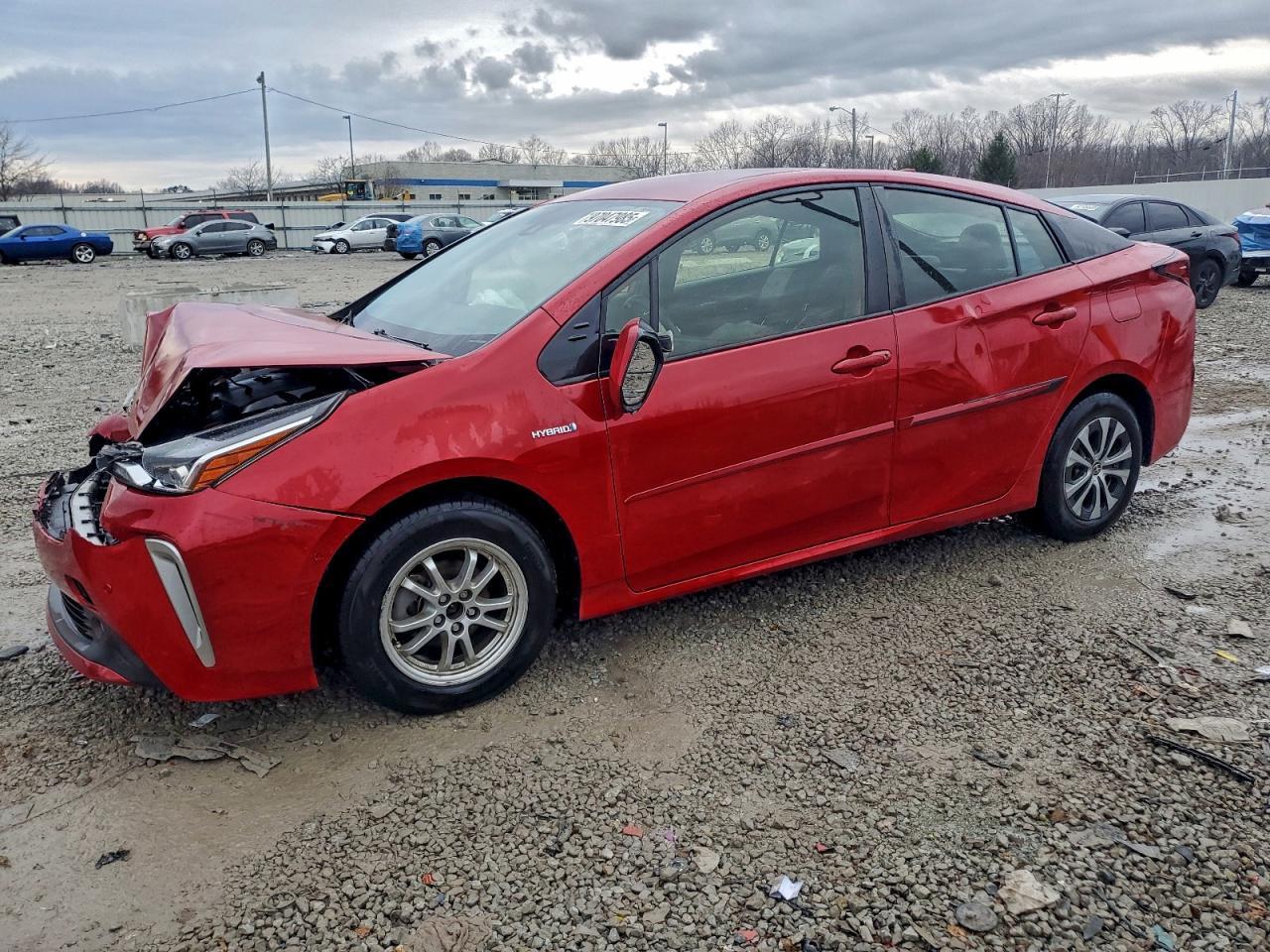 2019 TOYOTA PRIUS