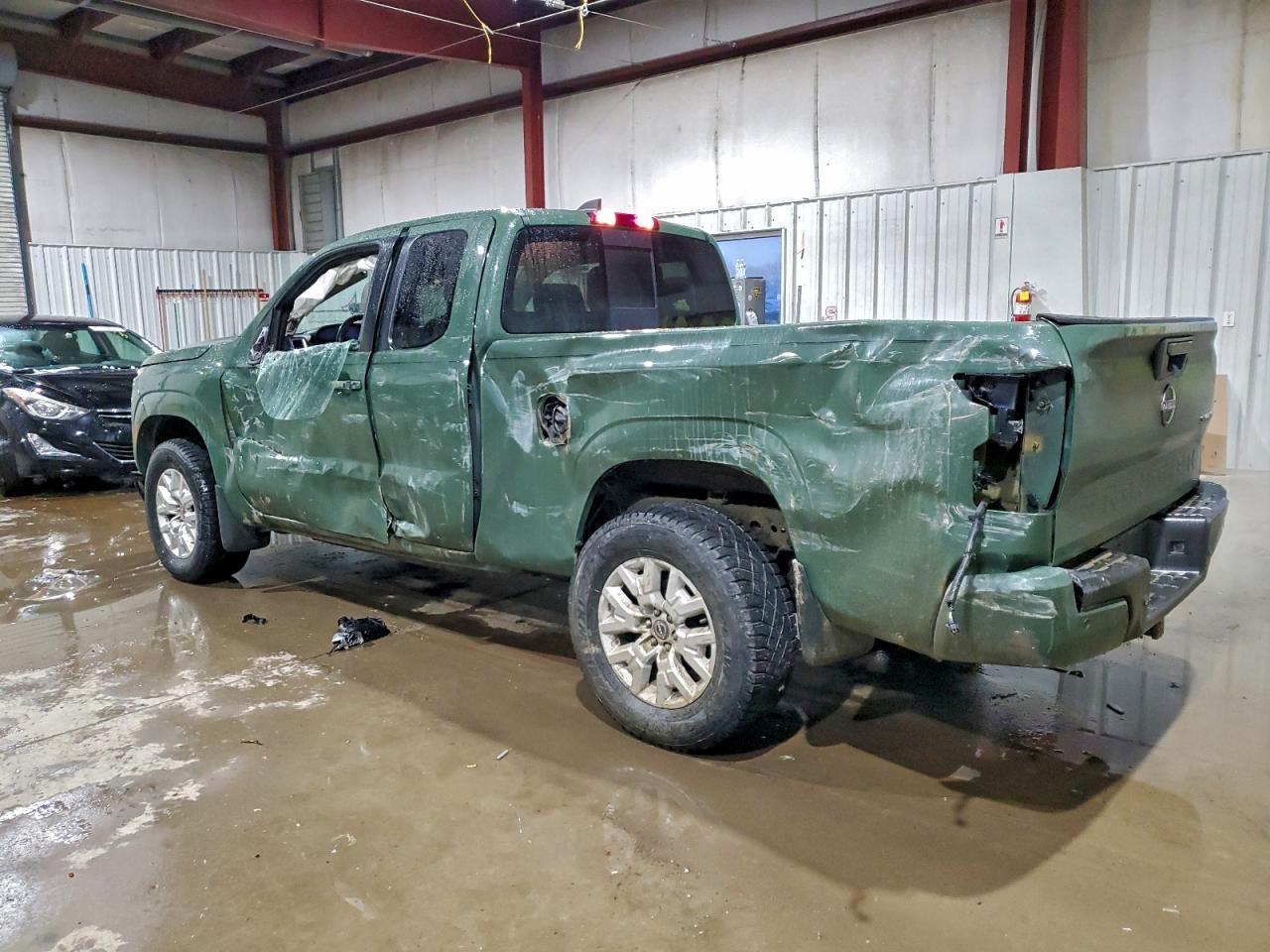 2023 NISSAN Frontier