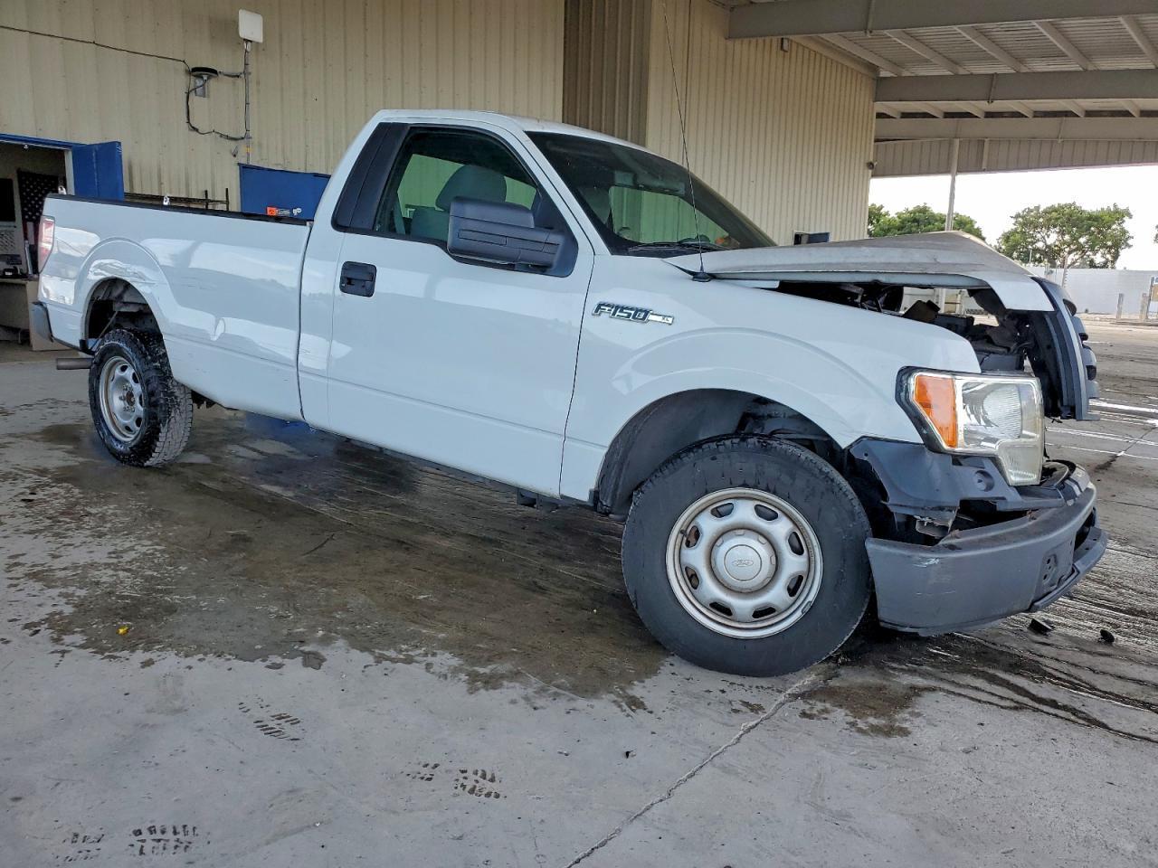 2011 FORD F-150