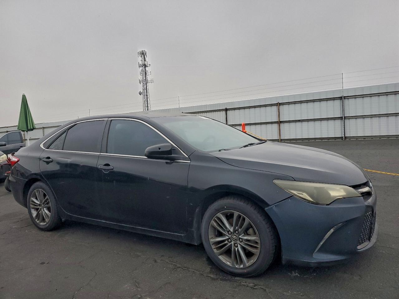 2015 TOYOTA CAMRY