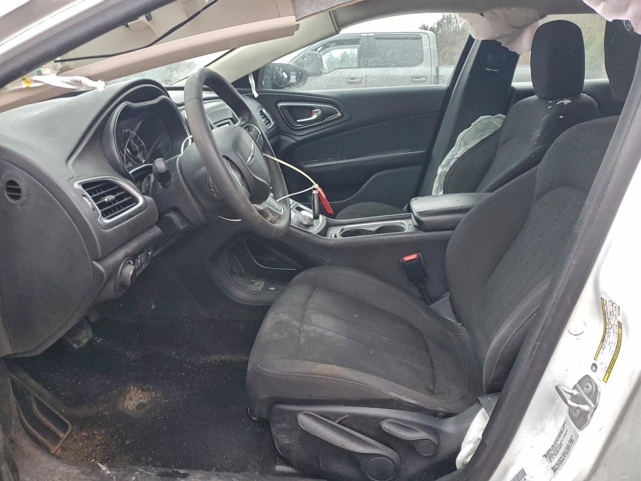 2016 CHRYSLER 200