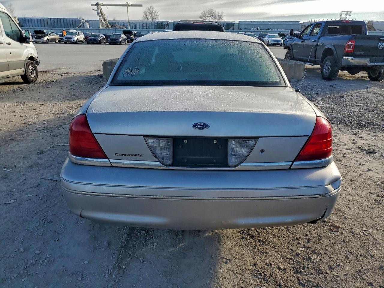 2008 FORD Crown Victoria