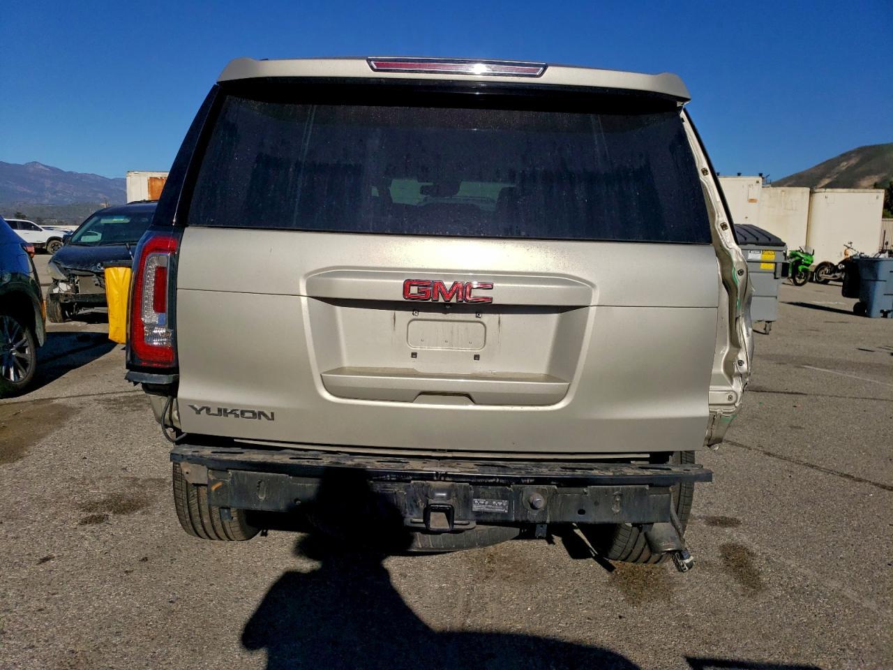 2016 GMC Yukon