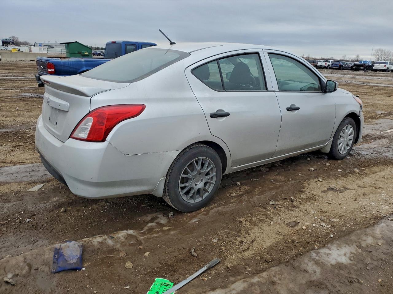 2018 NISSAN VERSA
