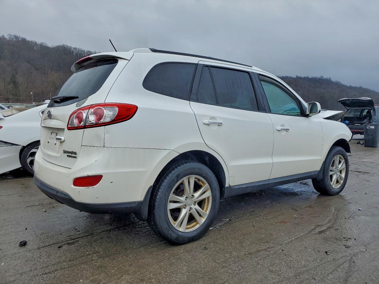 2011 HYUNDAI SANTA FE