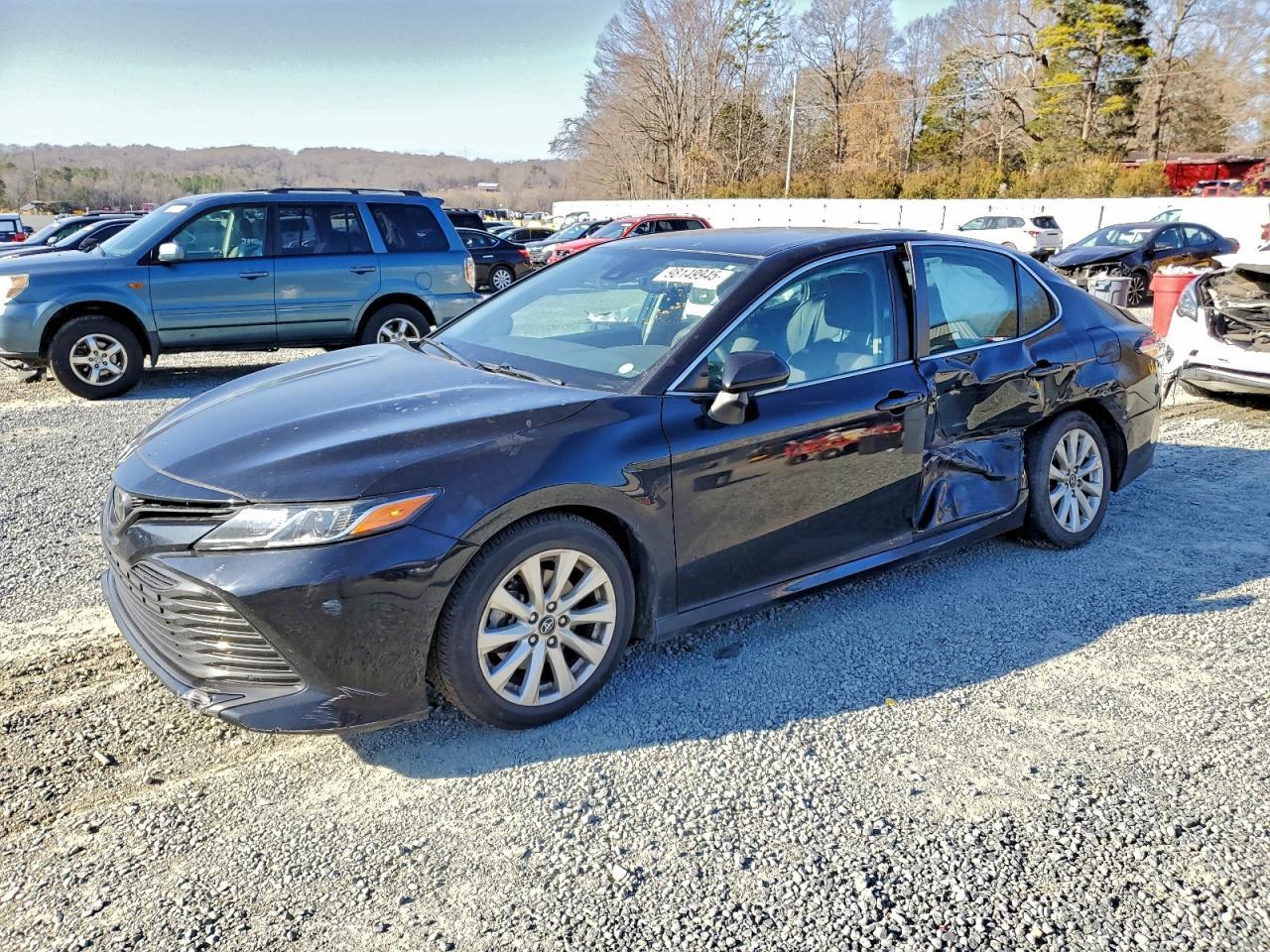 2019 TOYOTA CAMRY