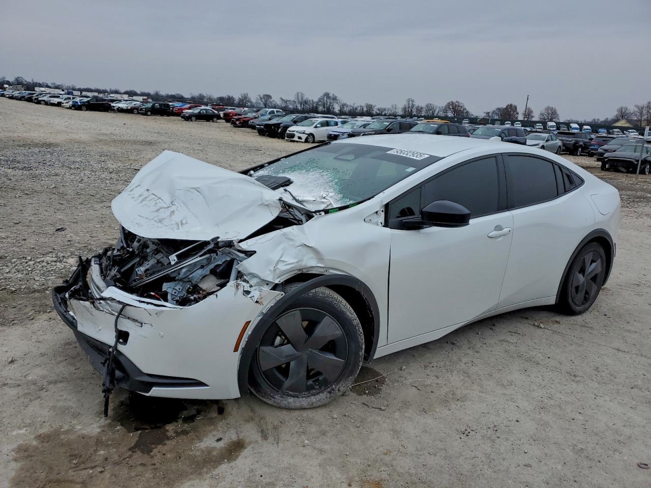 2024 TOYOTA PRIUS