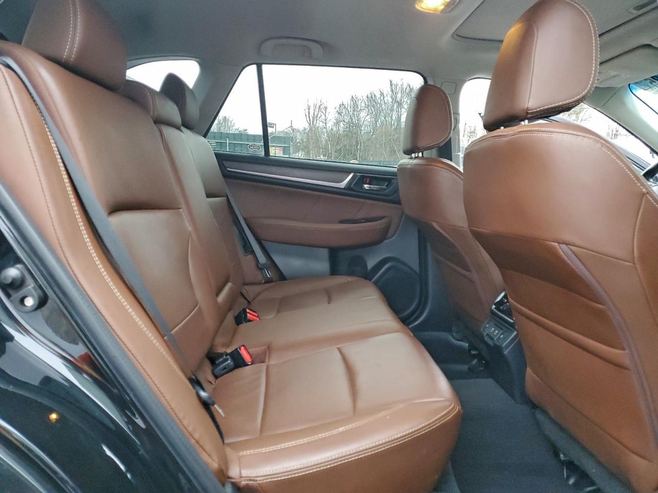 2019 SUBARU Outback