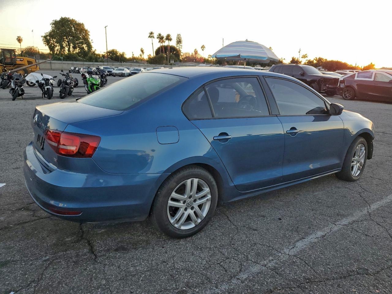 2018 VOLKSWAGEN JETTA