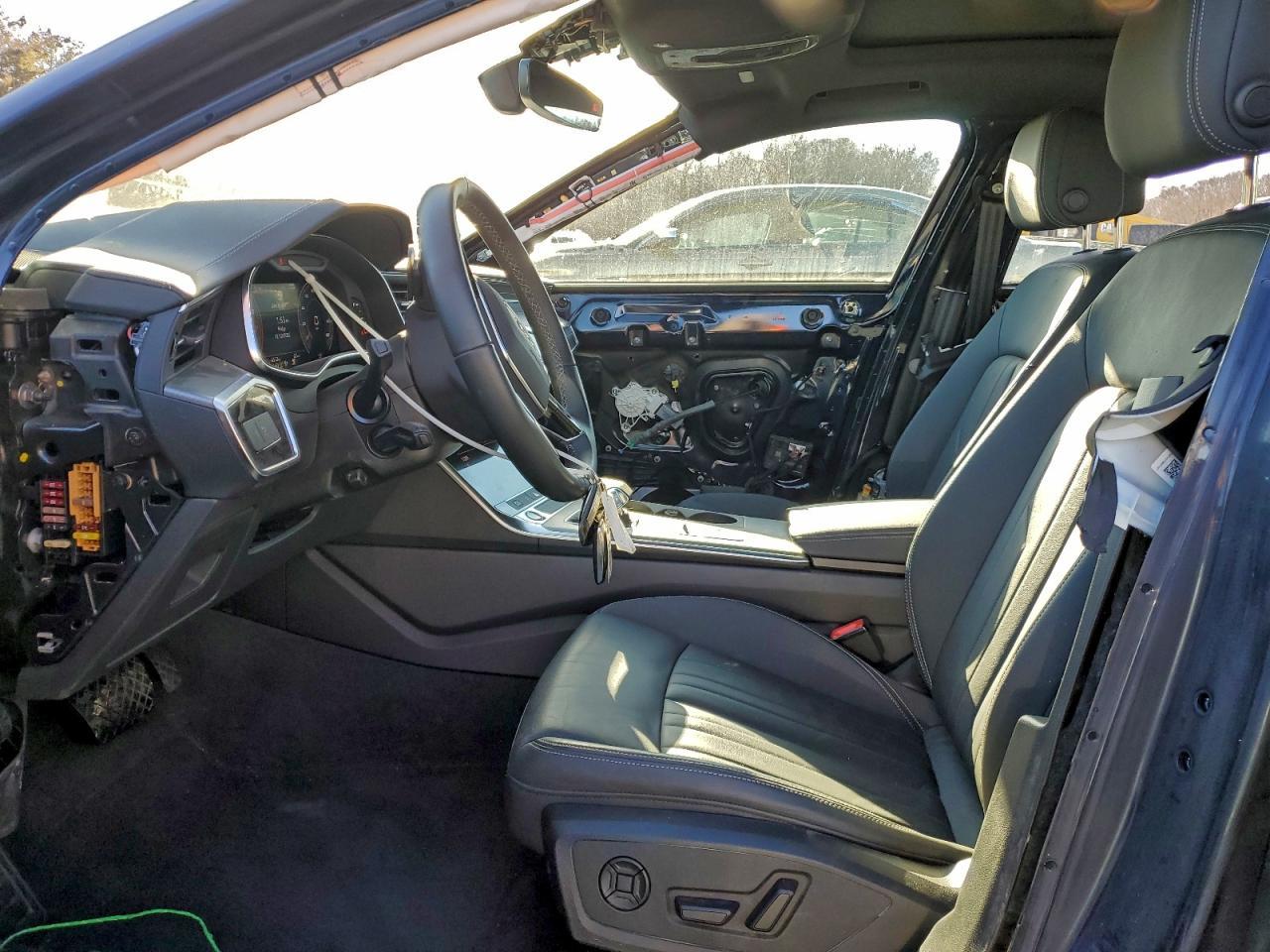 2024 AUDI A6