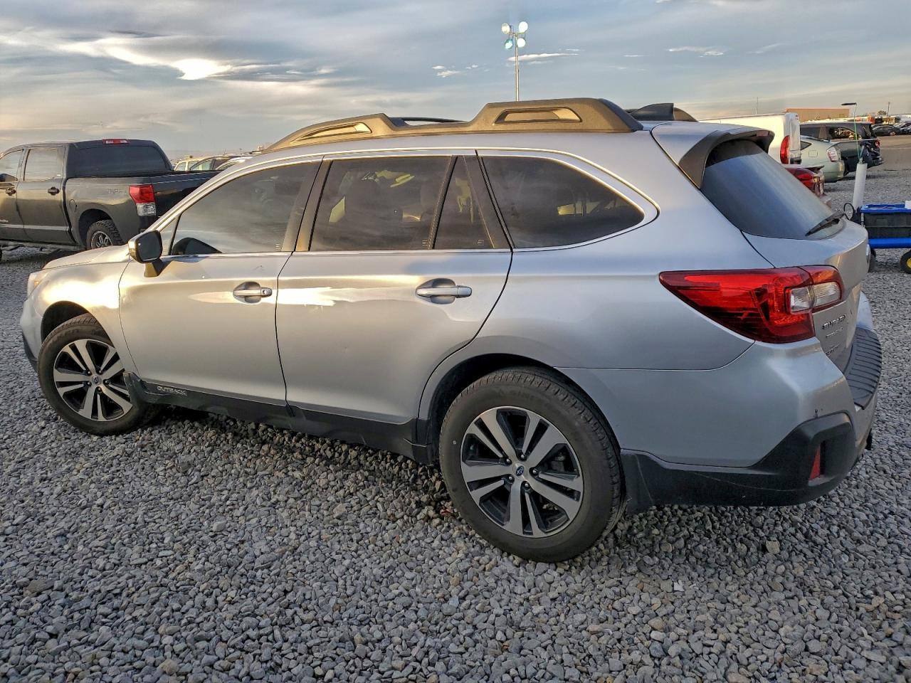 2019 SUBARU Outback