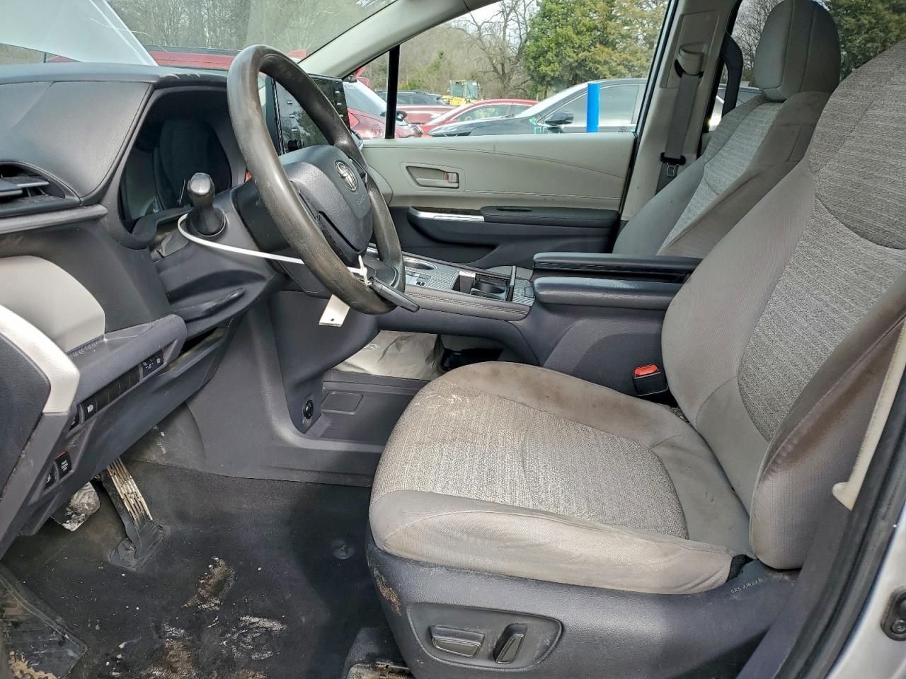 2022 TOYOTA SIENNA