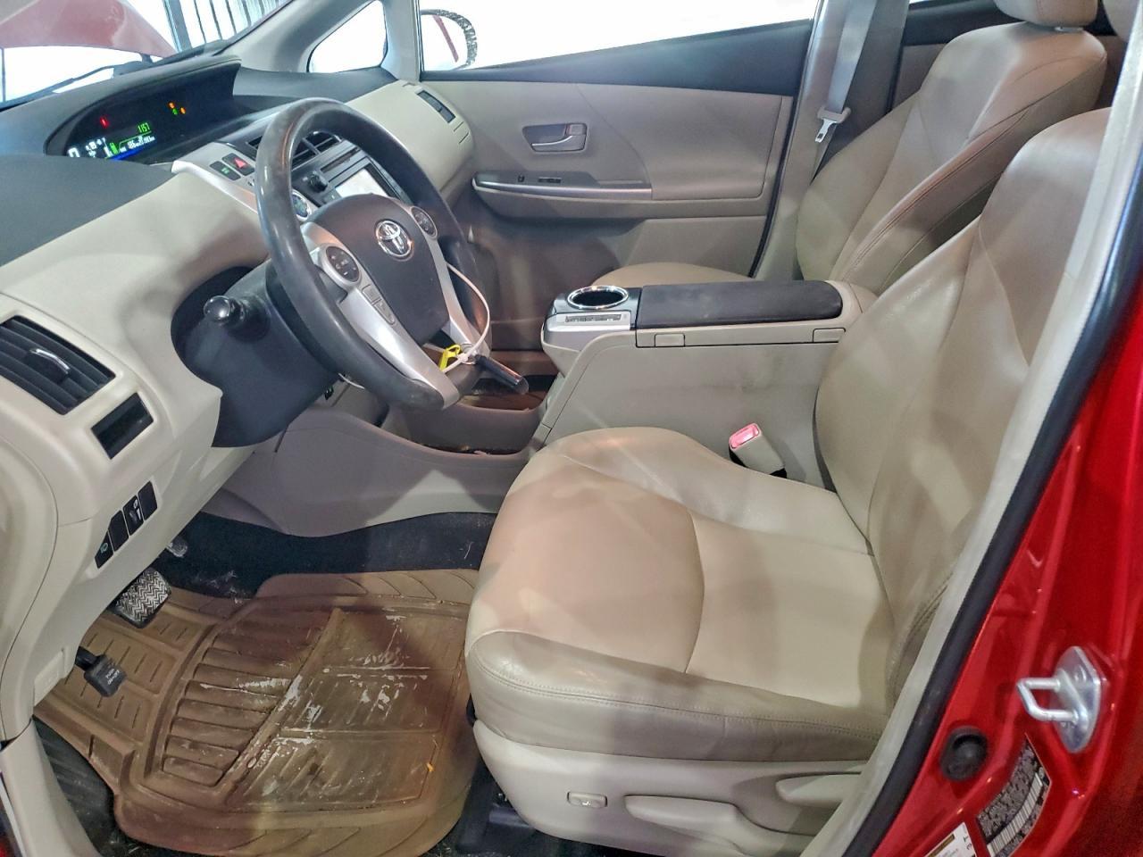 2012 TOYOTA PRIUS V