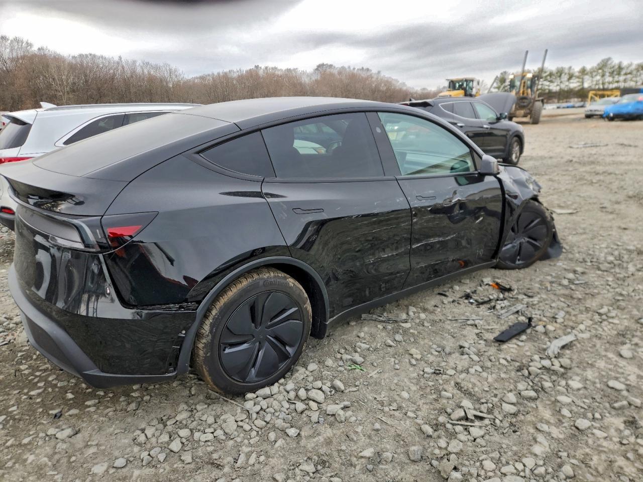 2026 TESLA MODEL Y