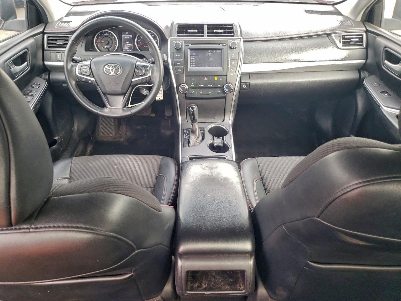2017 TOYOTA CAMRY