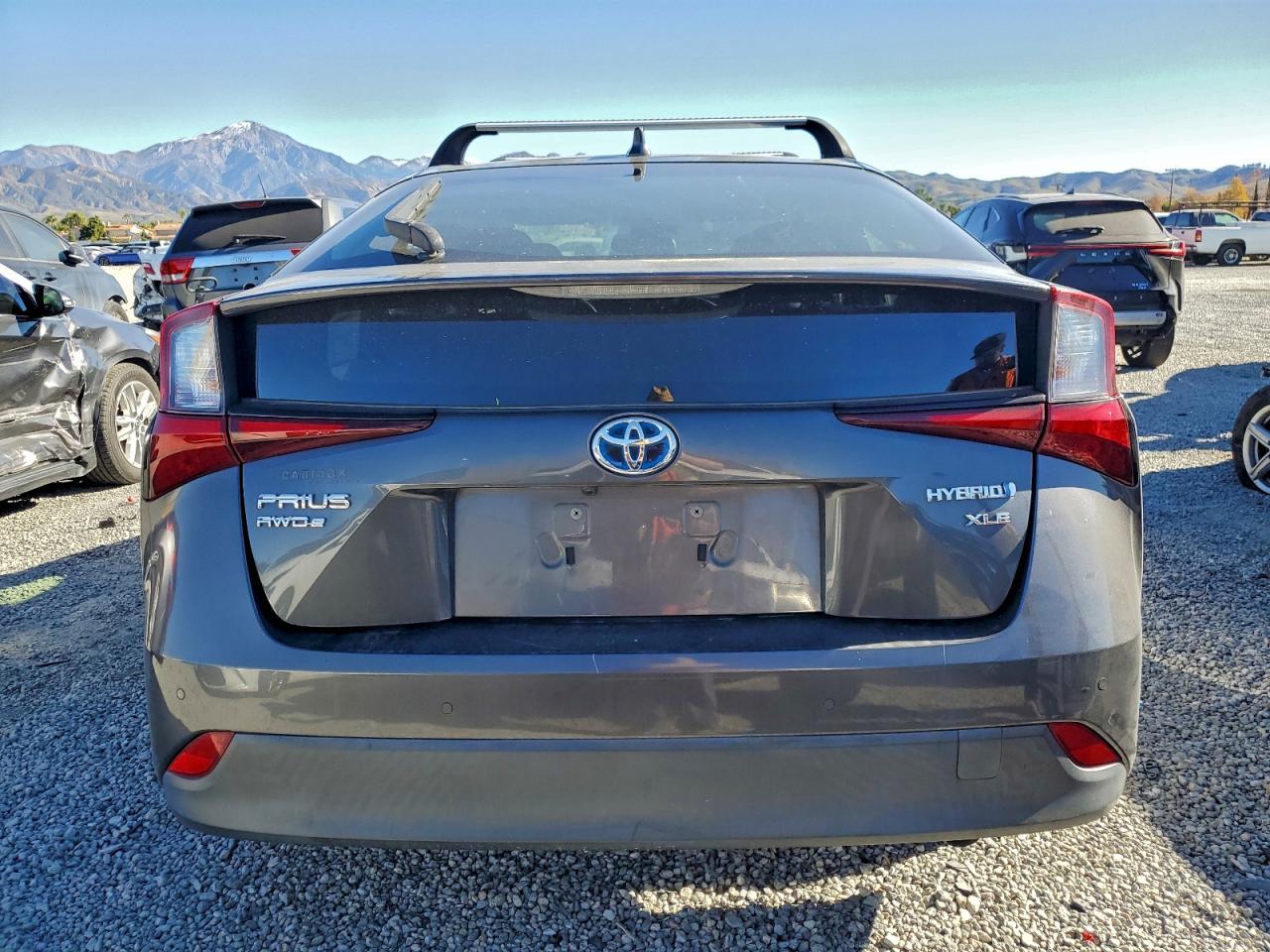 2020 TOYOTA PRIUS