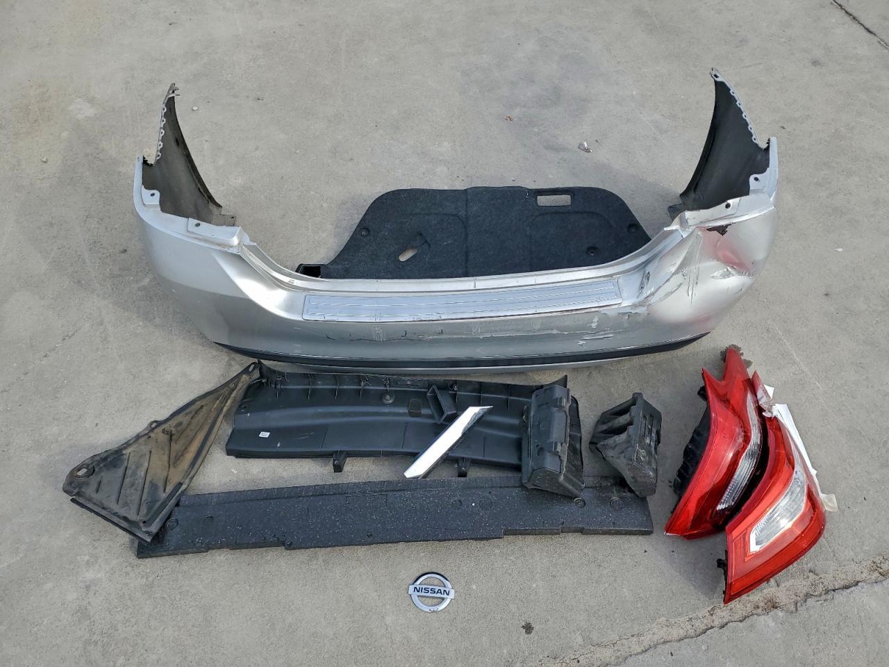 2017 NISSAN ALTIMA