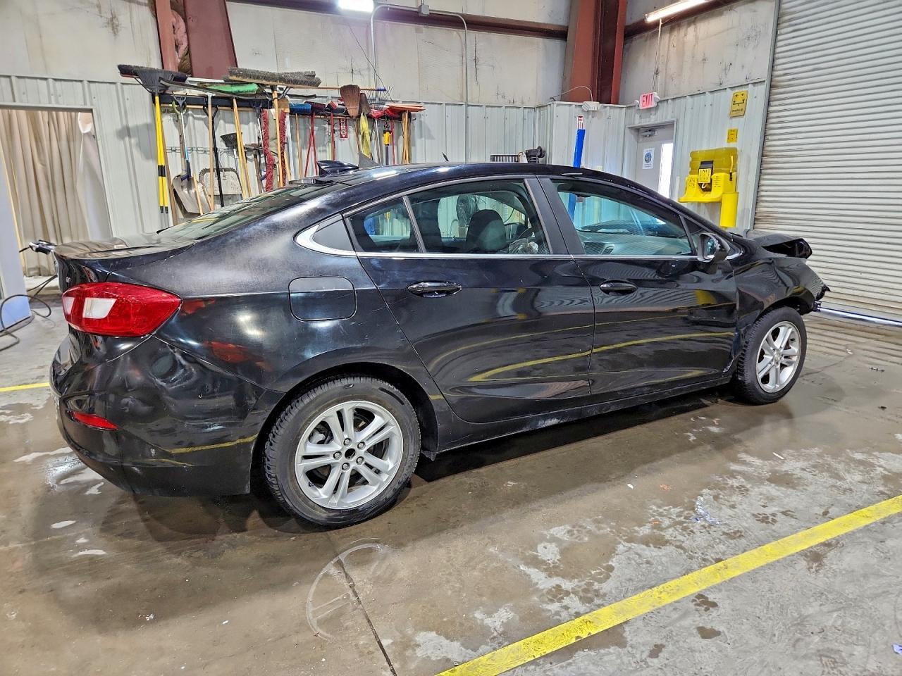 2016 CHEVROLET CRUZE