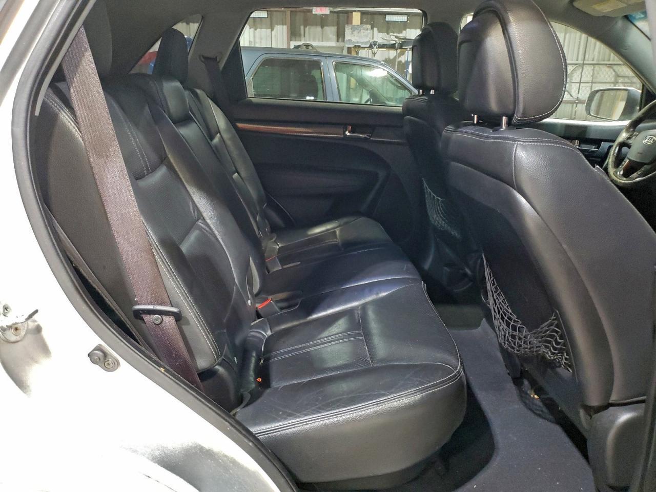 2011 KIA SORENTO