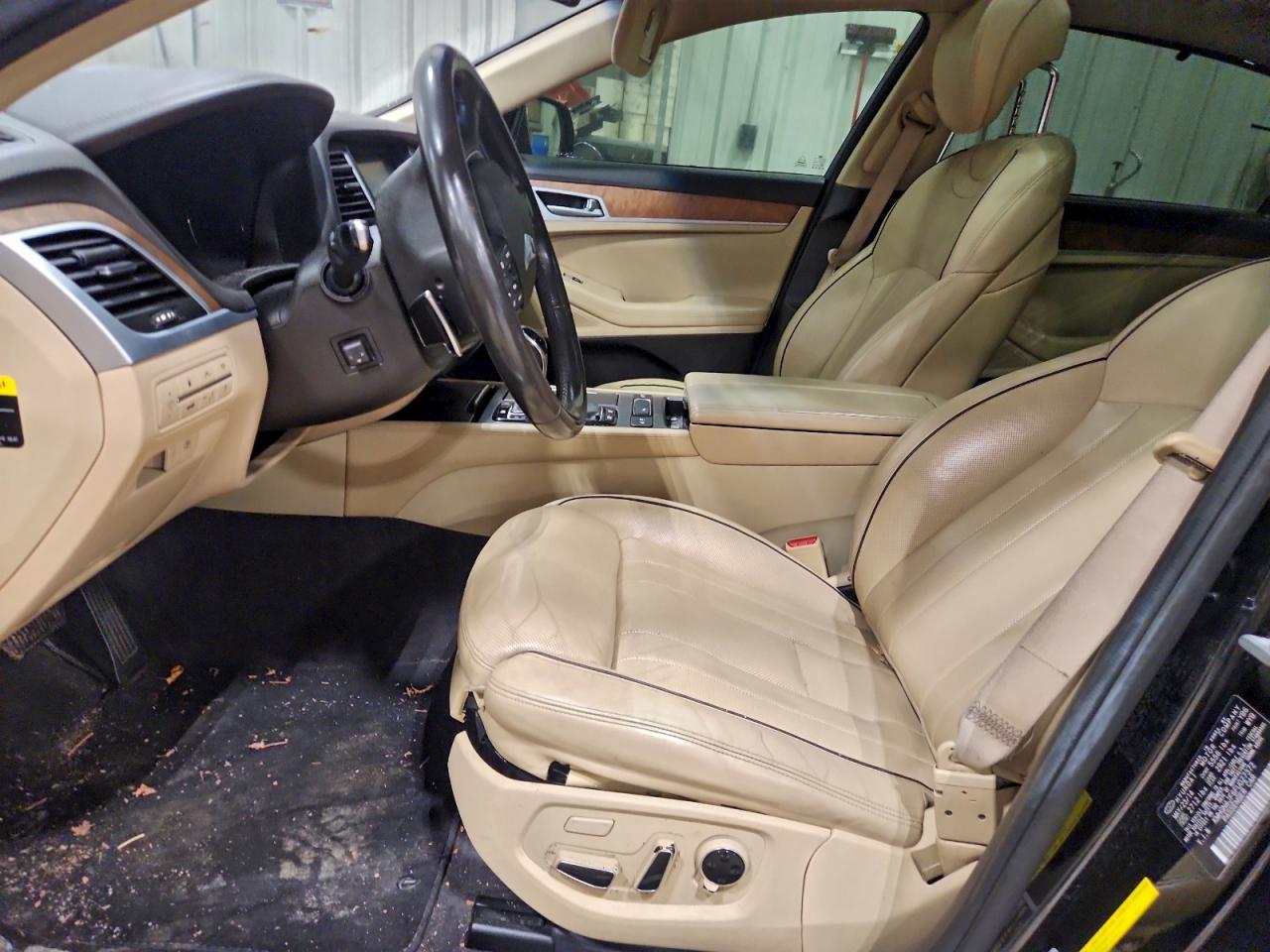 2015 HYUNDAI GENESIS