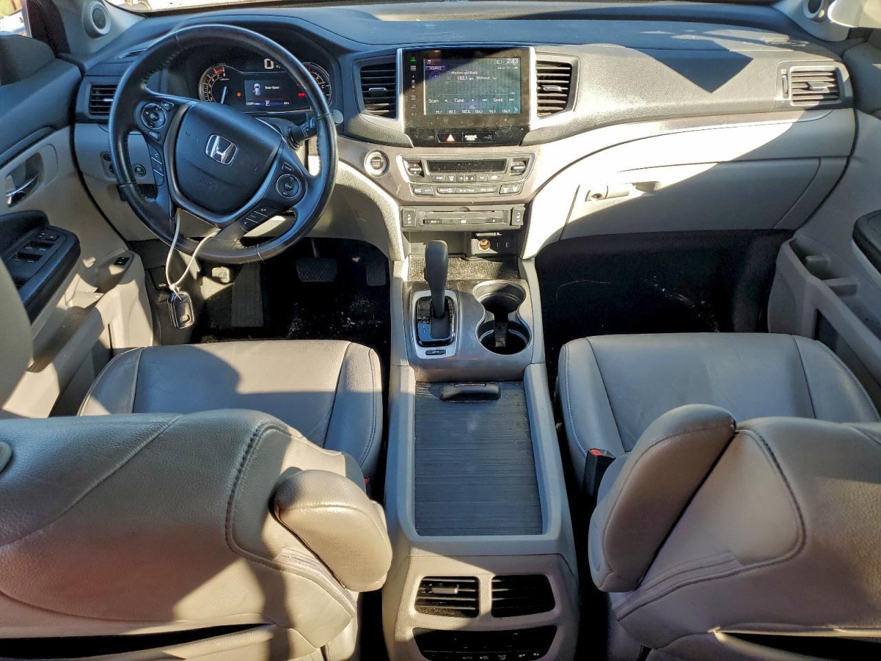 2016 HONDA PILOT