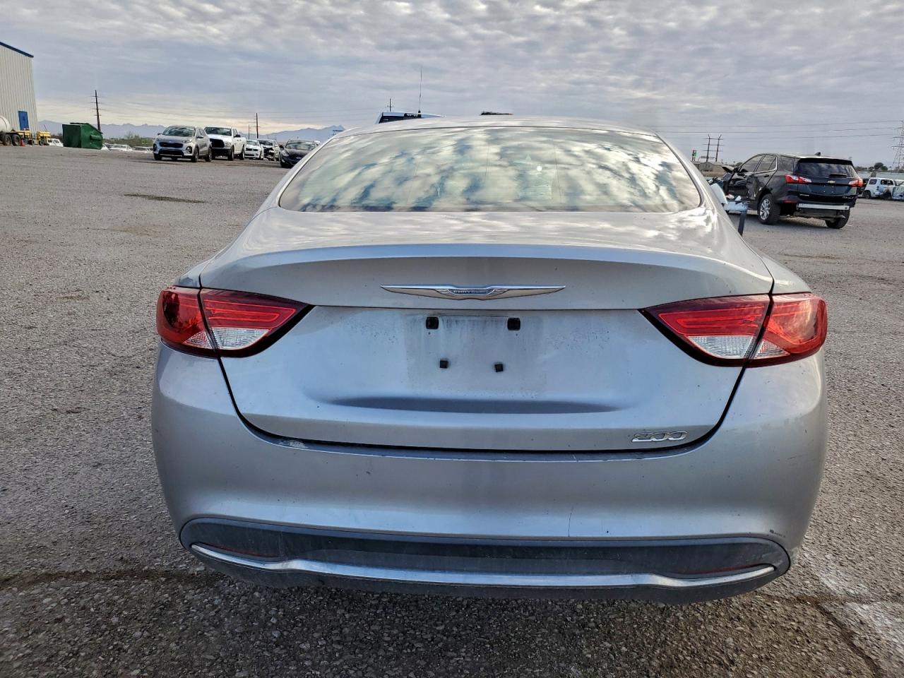 2015 CHRYSLER 200