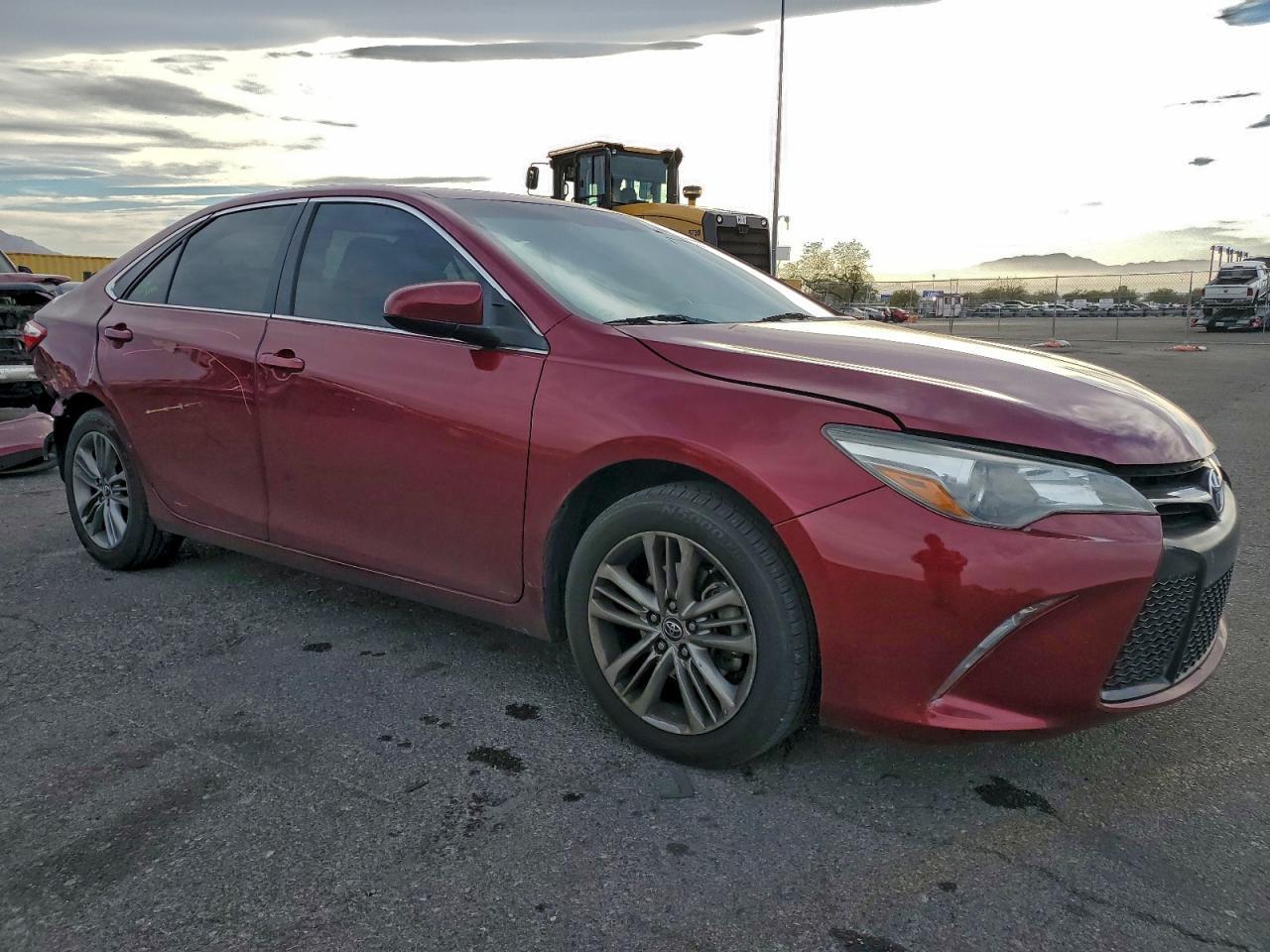 2016 TOYOTA CAMRY