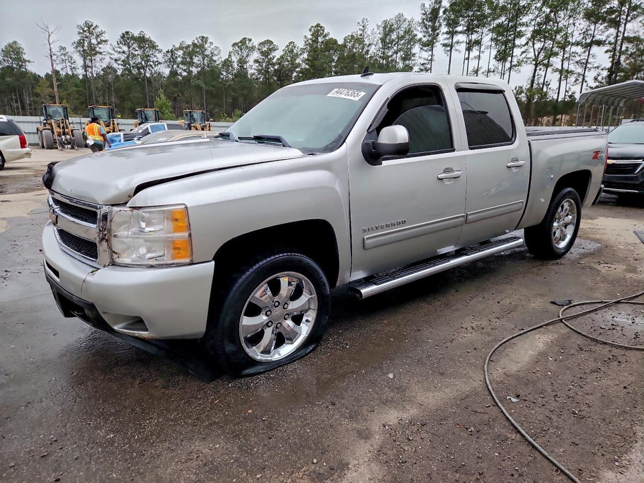 2011 CHEVROLET Silverado