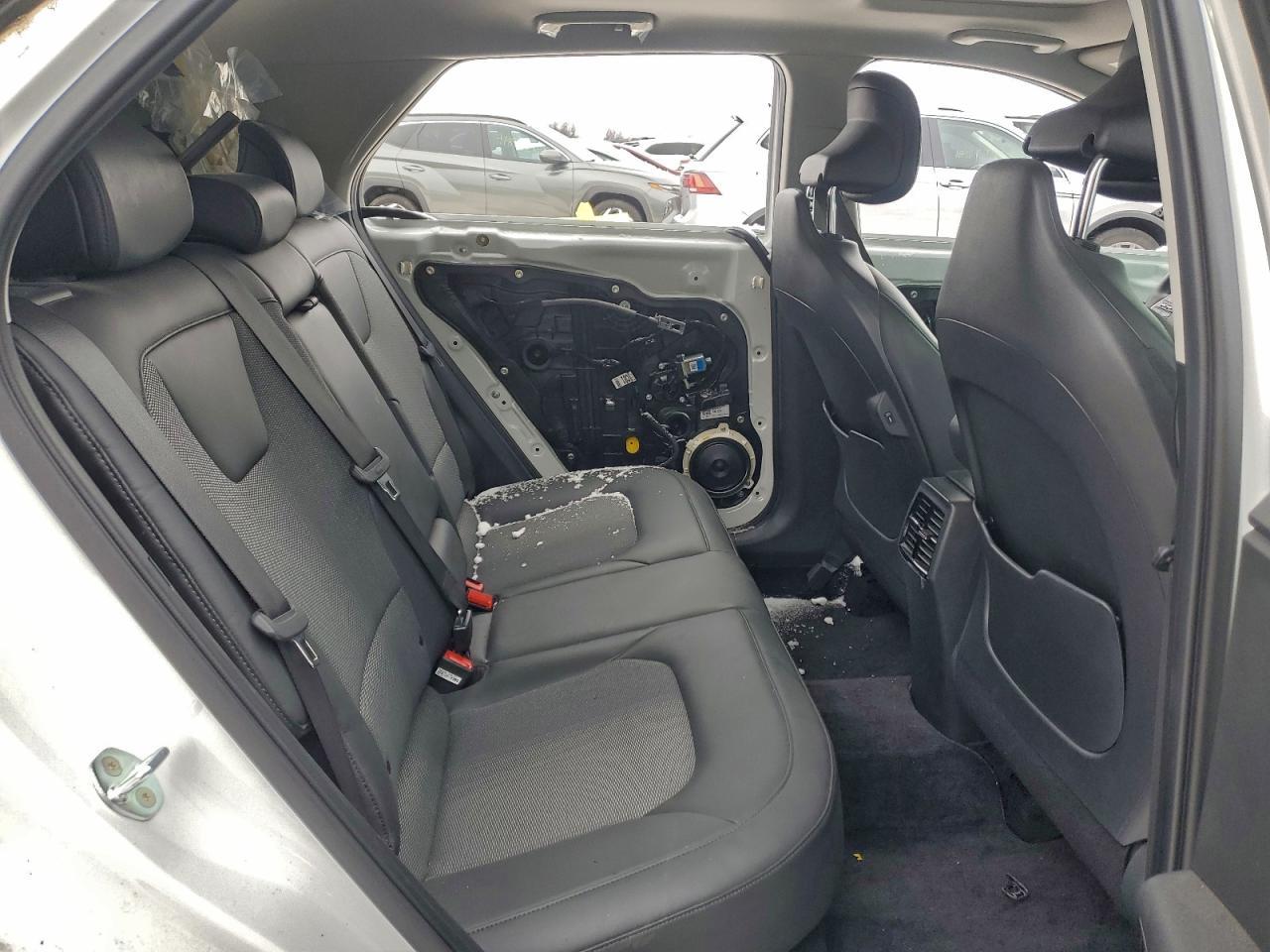 2023 KIA Niro