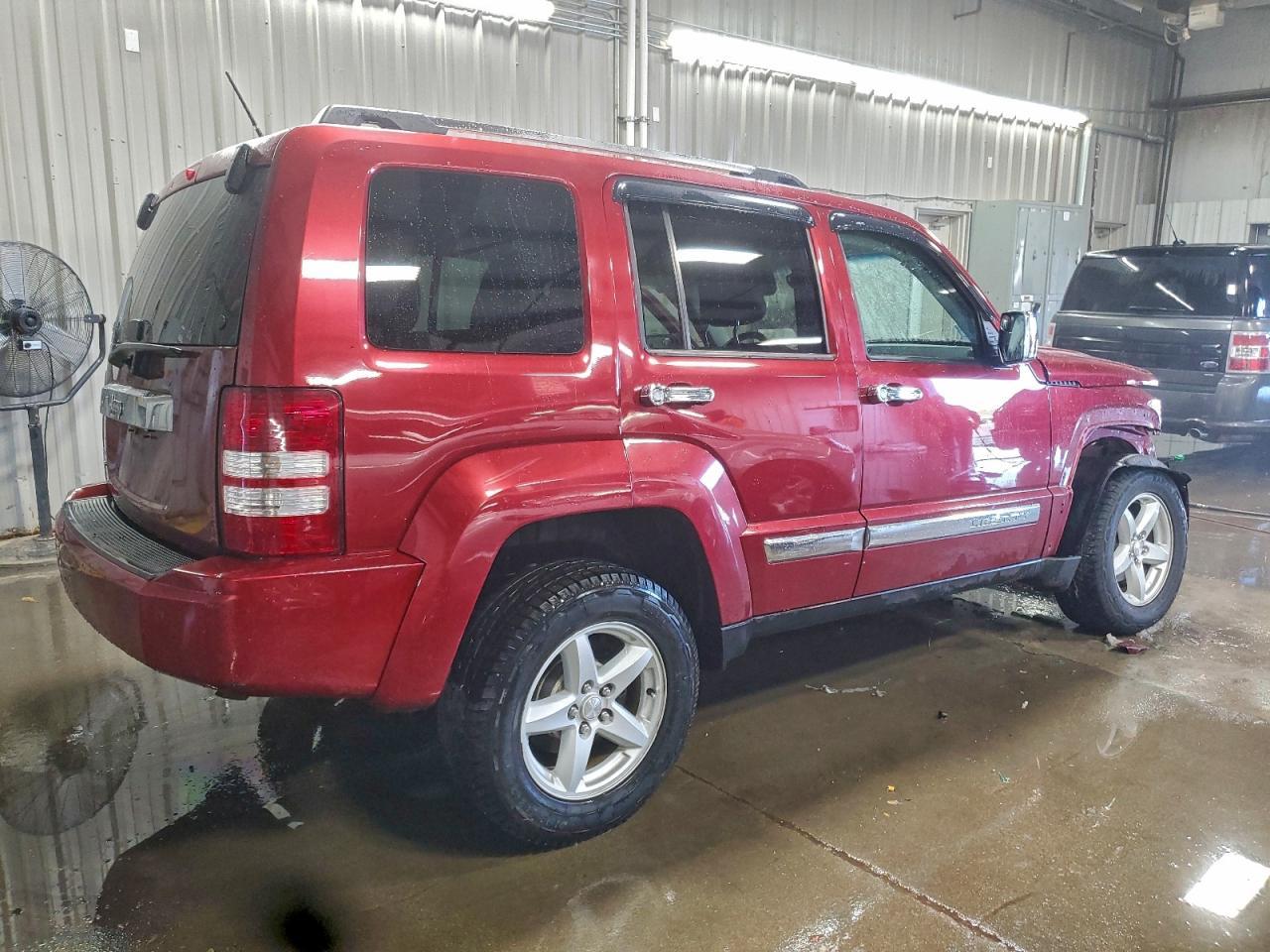 2012 JEEP Liberty