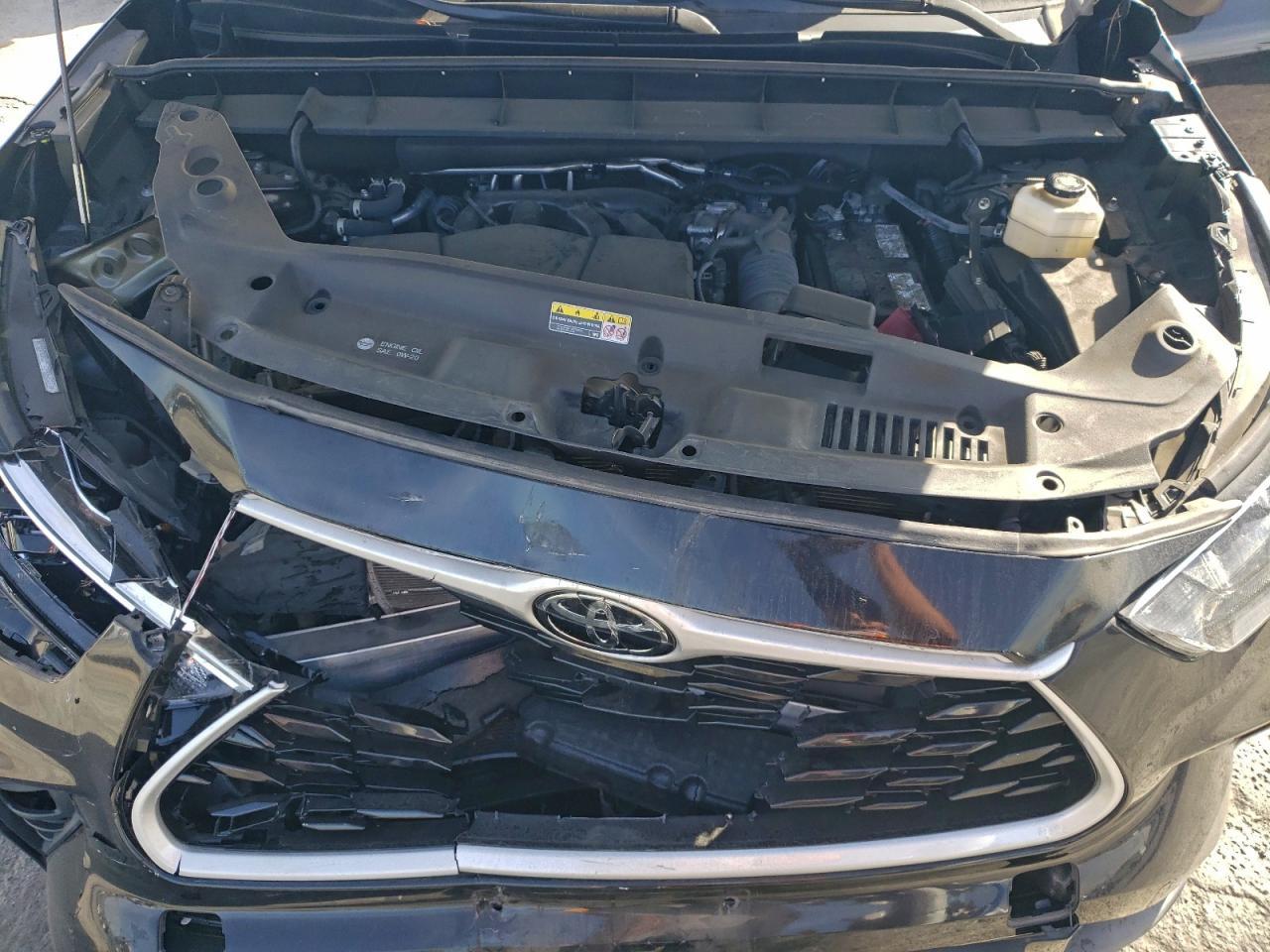 2022 TOYOTA HIGHLANDER