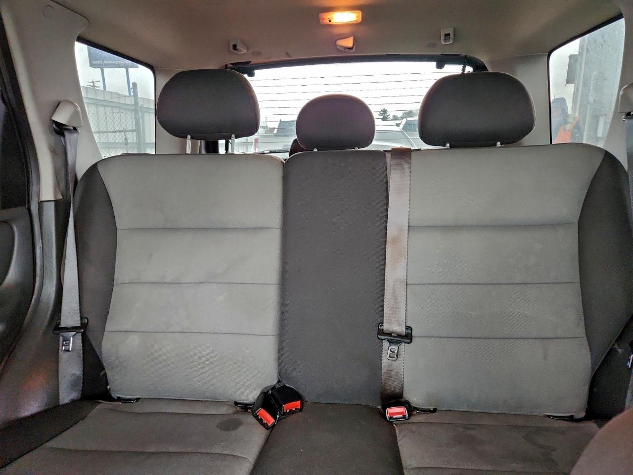 2005 FORD ESCAPE