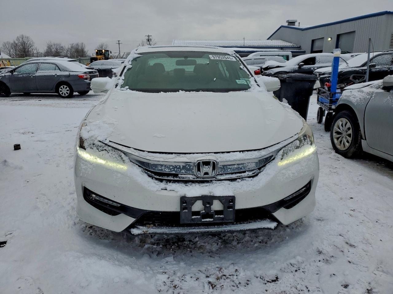 2017 HONDA ACCORD